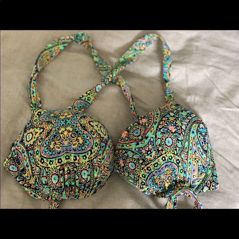 VS swim top never worn